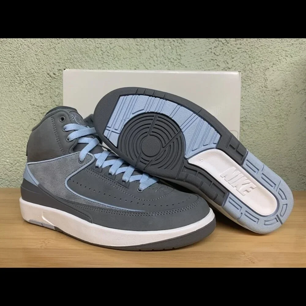 Nike Jordan 2 Retro Mid Cool‎ Grey Woman Size 6.5 FB8871-041